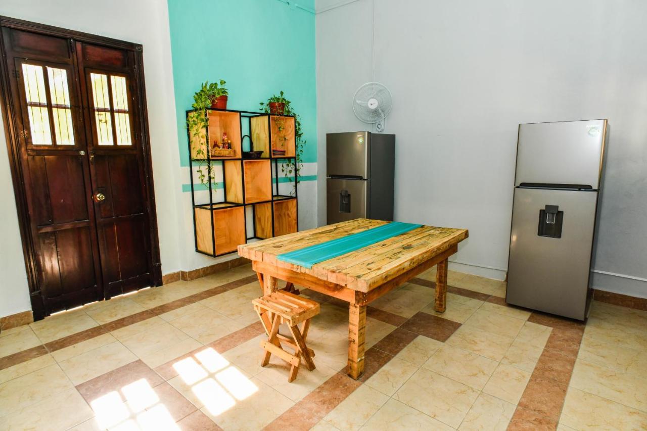 Hostal La 59 Merida Bagian luar foto