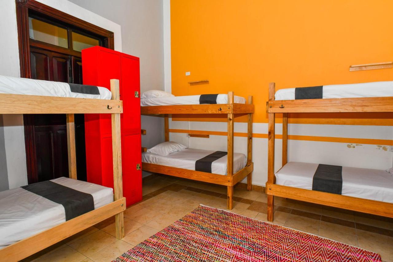 Hostal La 59 Merida Bagian luar foto